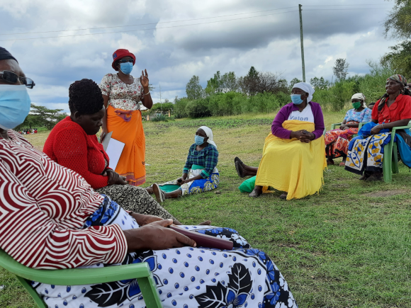 “ADOPT FOR THE NEW AGRICULTURAL STRATEGIES. WOMEN ON-PEAK”